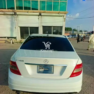 Sharp Mercedes Benz C300 Clean Used Clean Automatic — Clean & Well