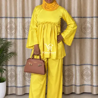 This beautiful 2 pcs is very comfortable and unique it’s available and the hand bag is also Available in colors 